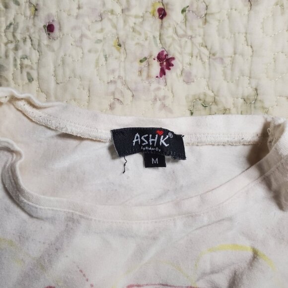 Womens ASH K- Graphic Baby Tee Thick Semi Crop "painting" print top - Picture 3 of 6